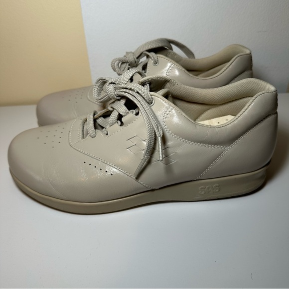 SAS Women's Sneakers in Light Beige - Picture 2 of 10